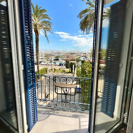 Entire Flat First Line - Sea Views - Vilanova I Geltru