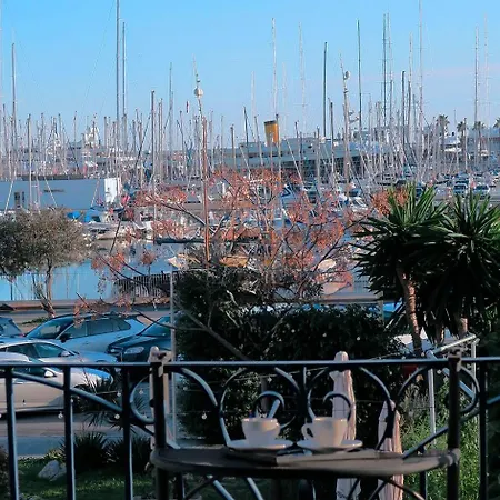 Entire Flat First Line - Sea Views - Vilanova I Geltru *